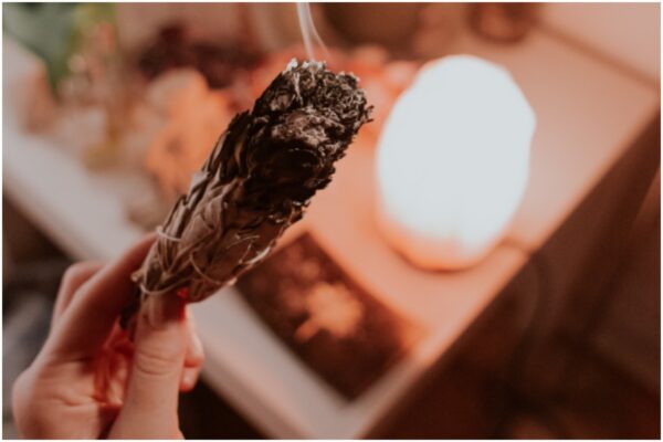 Cleaning the house from Negative Energies